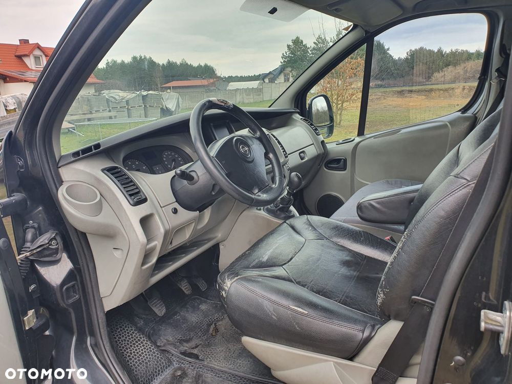 Opel Vivaro - 13