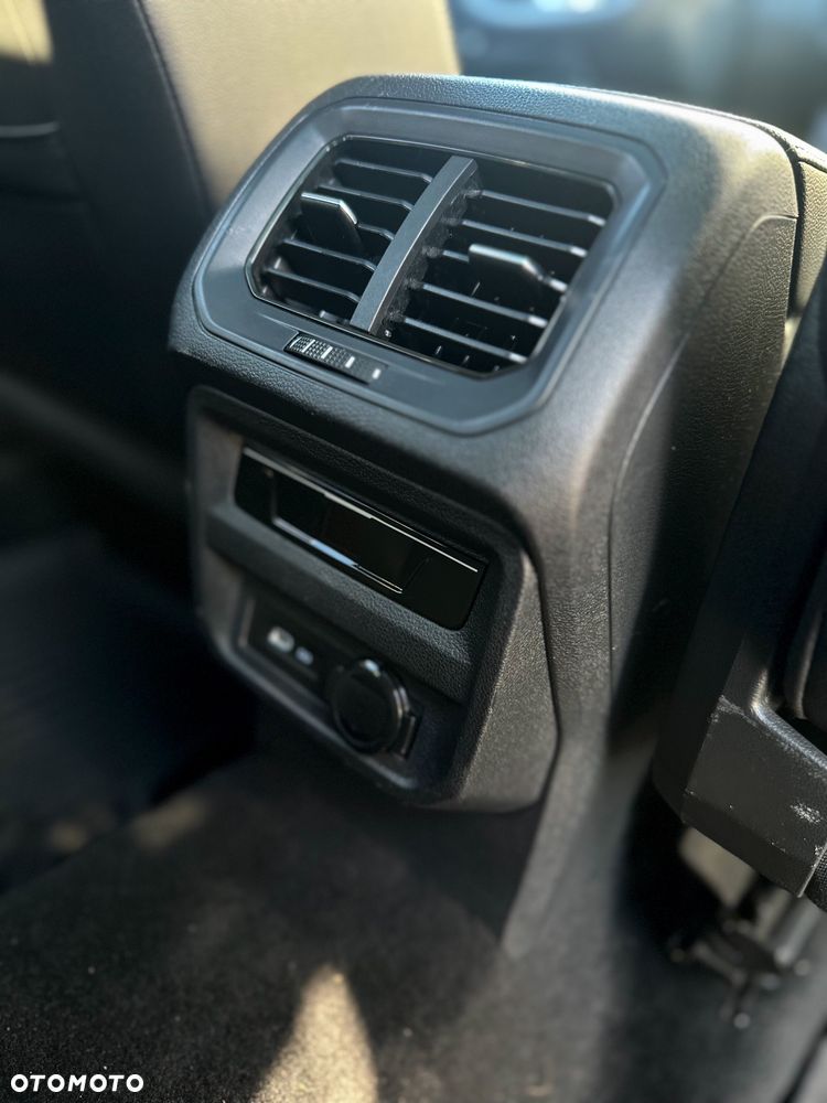 Volkswagen Tiguan Allspace 2.0 TSI OPF 4Motion DSG R-Line - 24