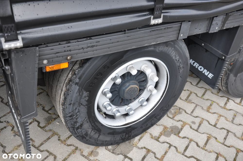 Krone MEGA PODNOSZONA OŚ - 11