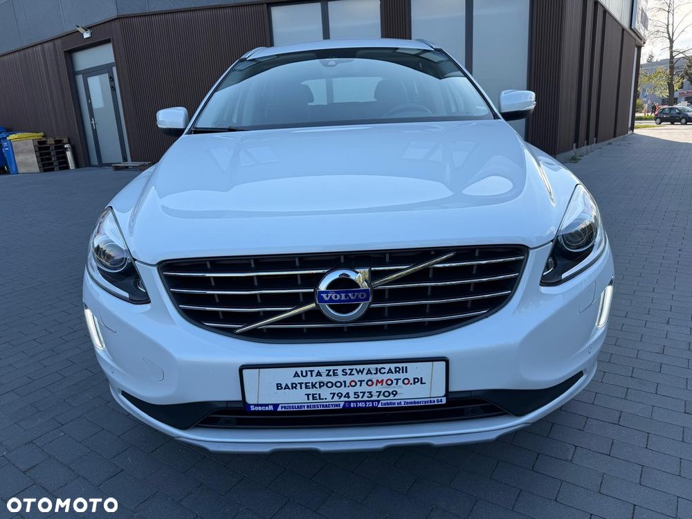 Volvo XC 60 D5 AWD Geartronic Summum - 5