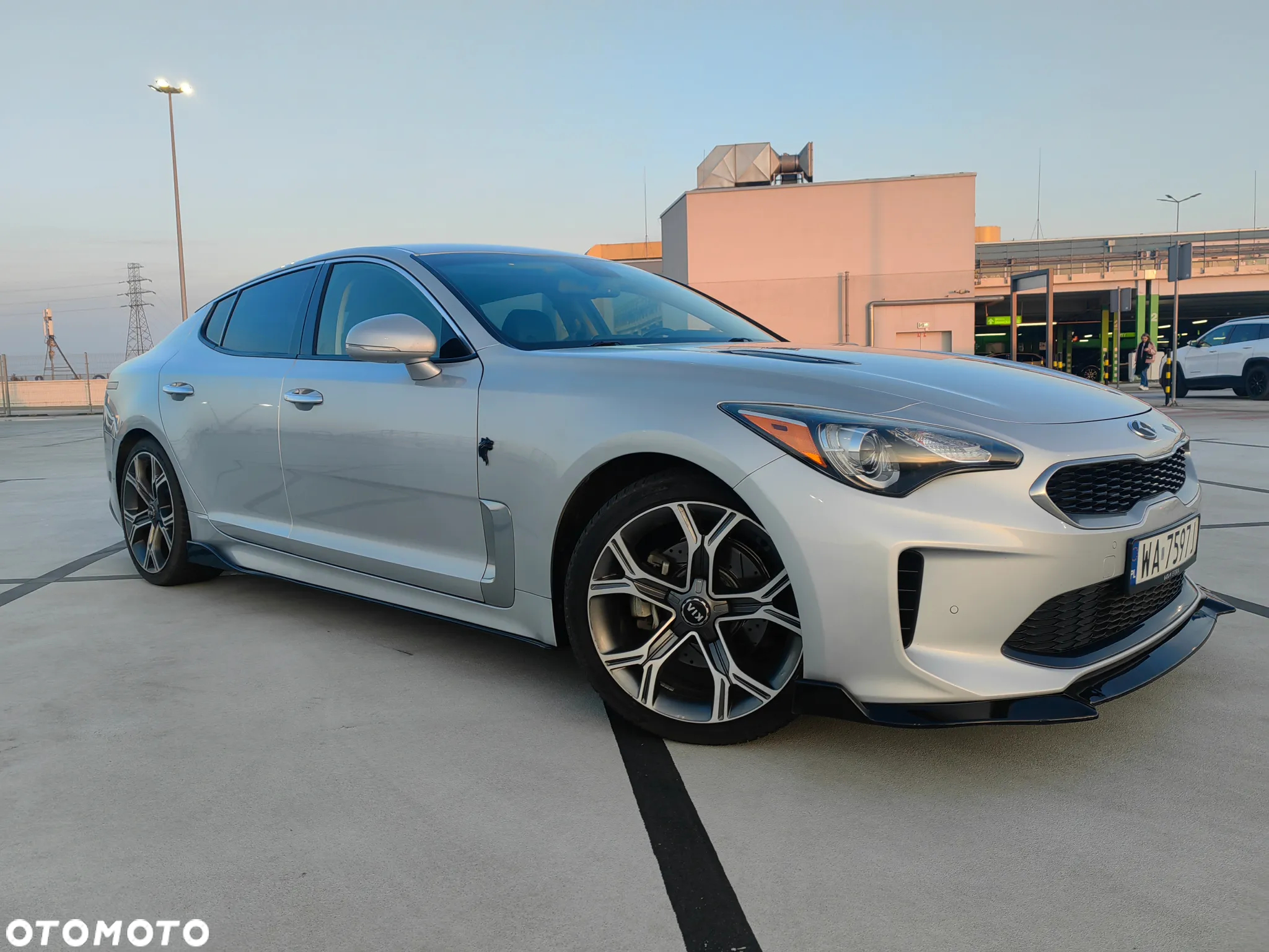 Kia Stinger 2.0 T-GDI L - 2