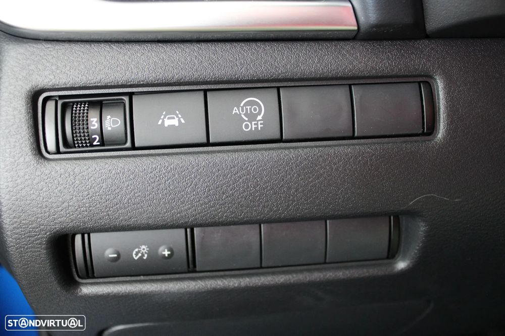 Nissan Qashqai 1.3 DIG-T Tekna + Xtronic - 22