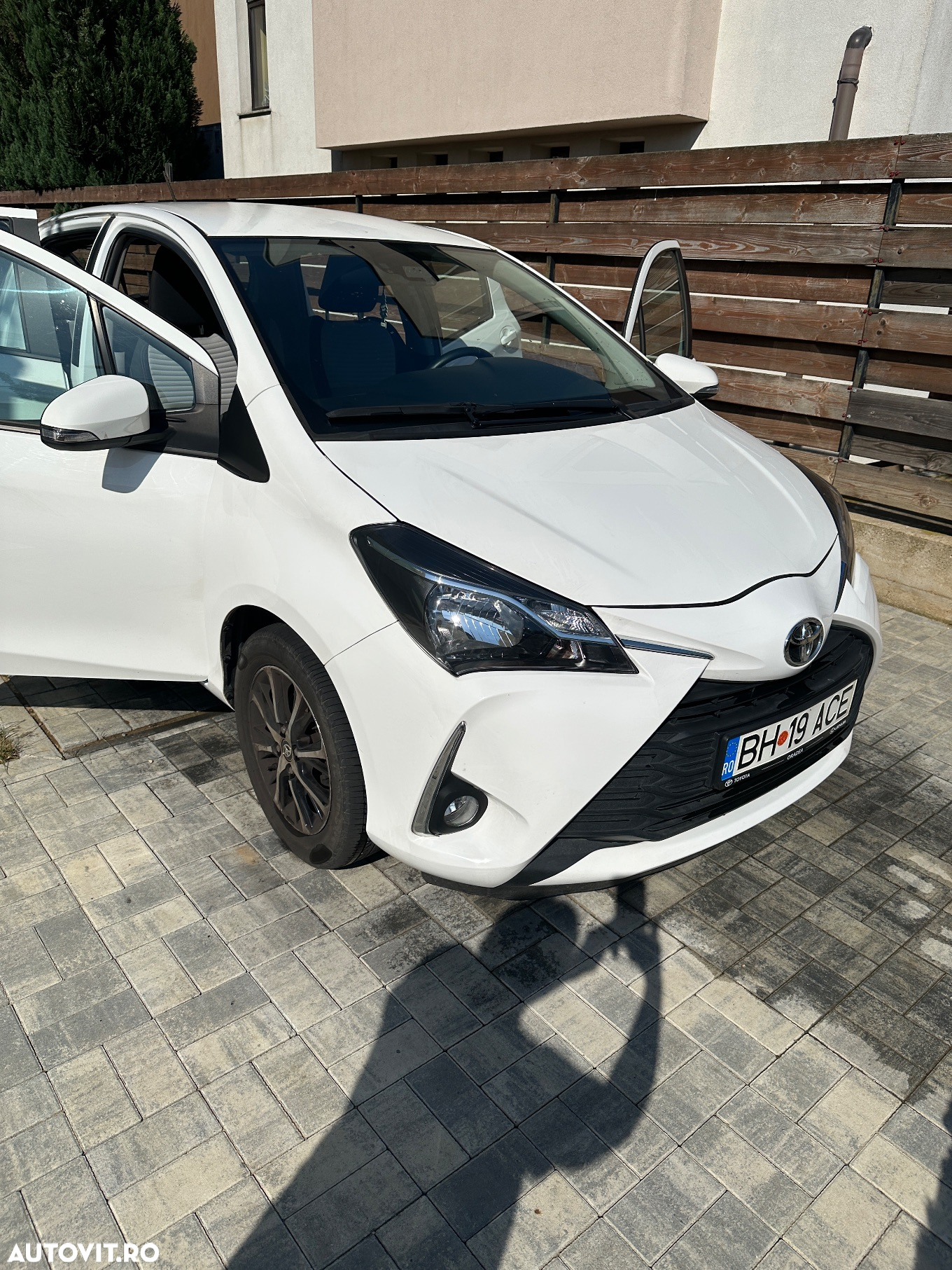 Toyota Yaris 1.5 L VVT-iE Multidrive S Active - 11