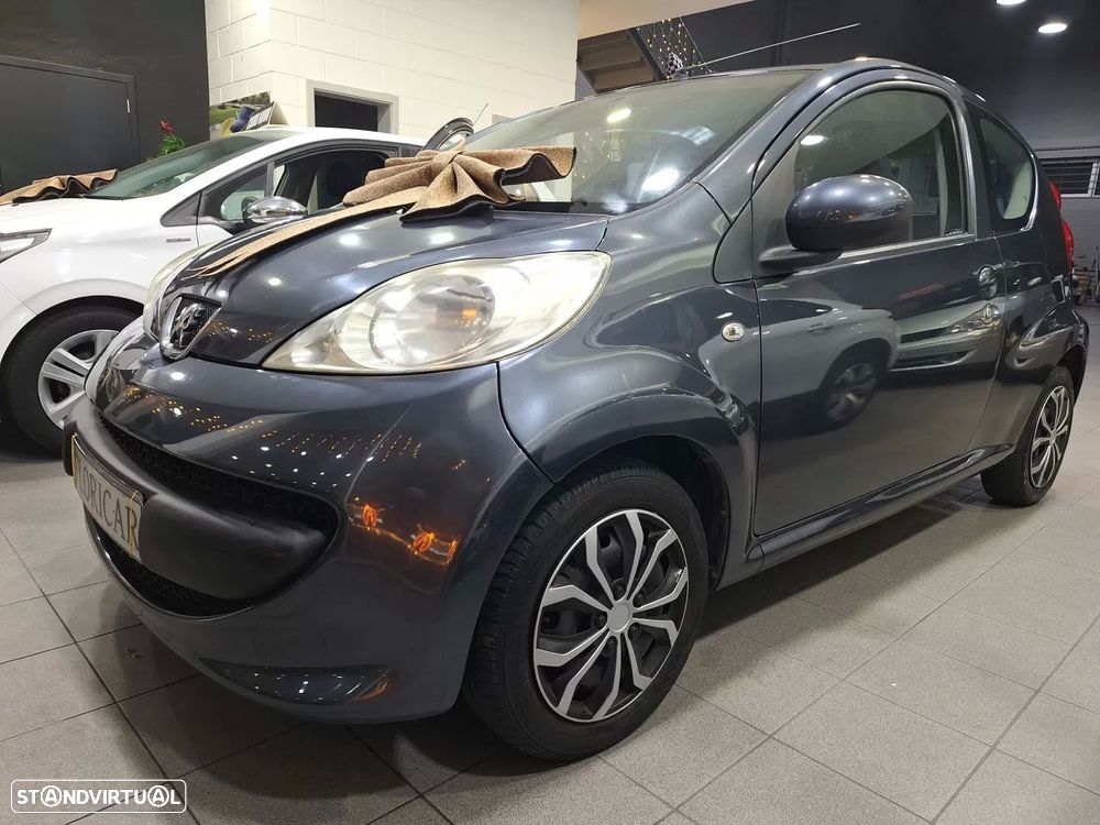Peugeot 107 1.0 Trendy - 16