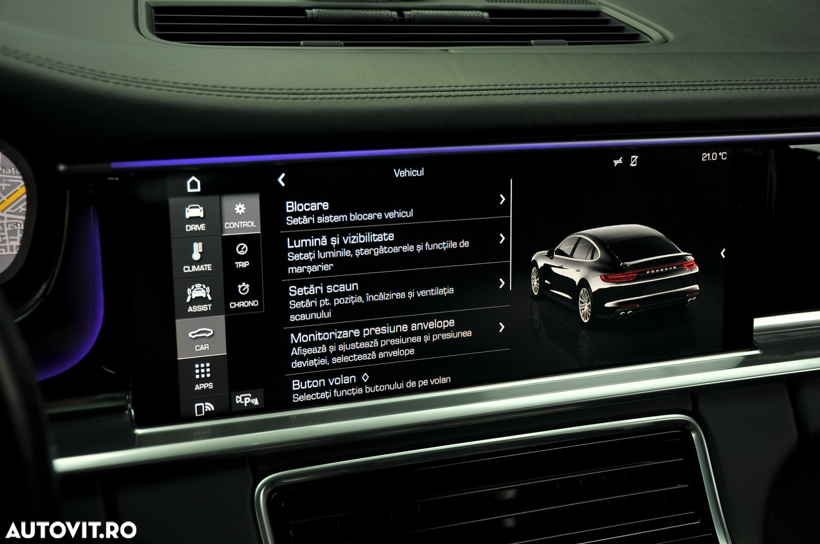 Porsche Panamera 4S - 26