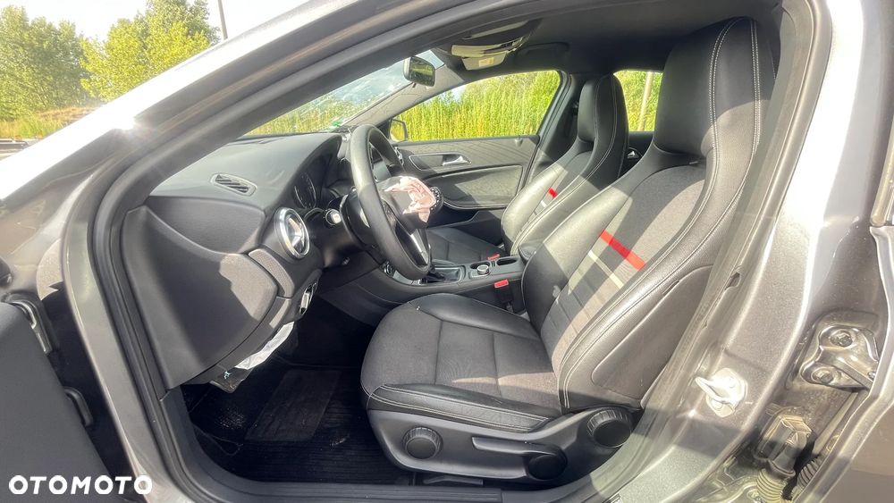 Mercedes-Benz Klasa A 180 (BlueEFFICIENCY) Style - 10