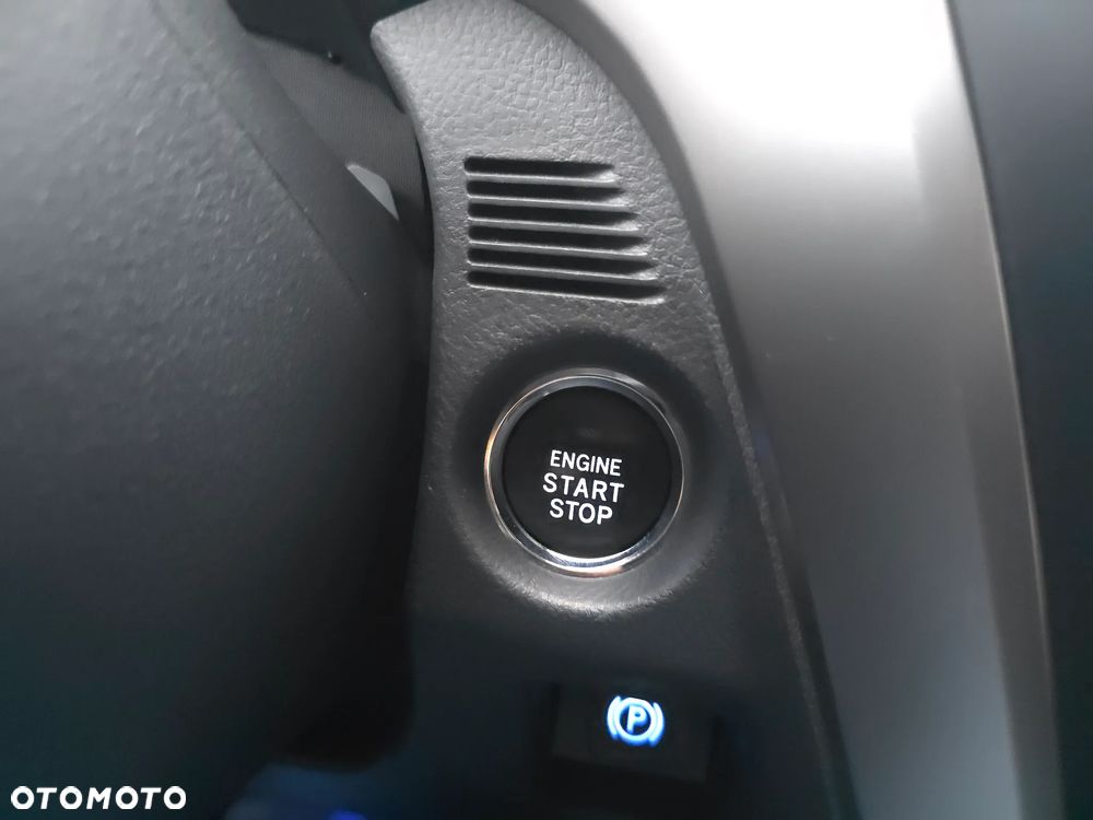 Toyota Avensis 2.0 Prestige NAVI MS - 28