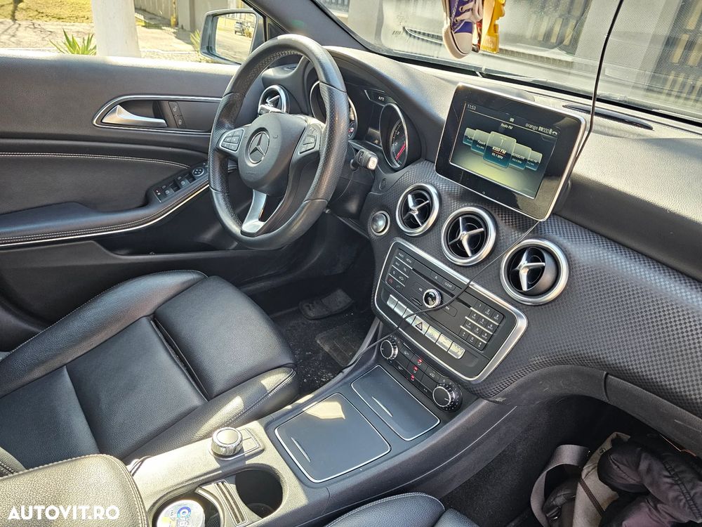 Mercedes-Benz A 200 7G-DCT - 13