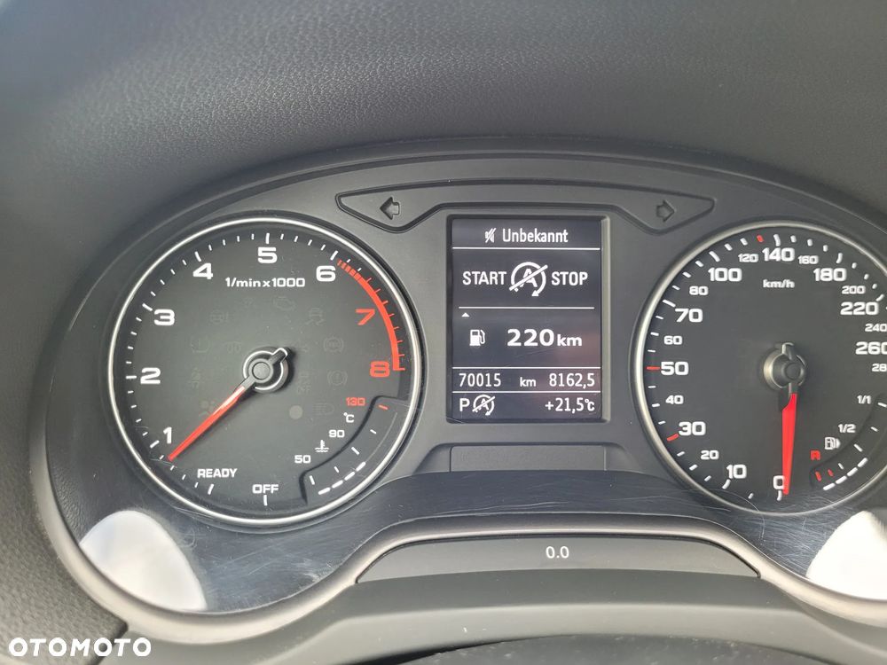 Audi A3 Limousine 35 TFSI cylinder on demand S tronic design - 11