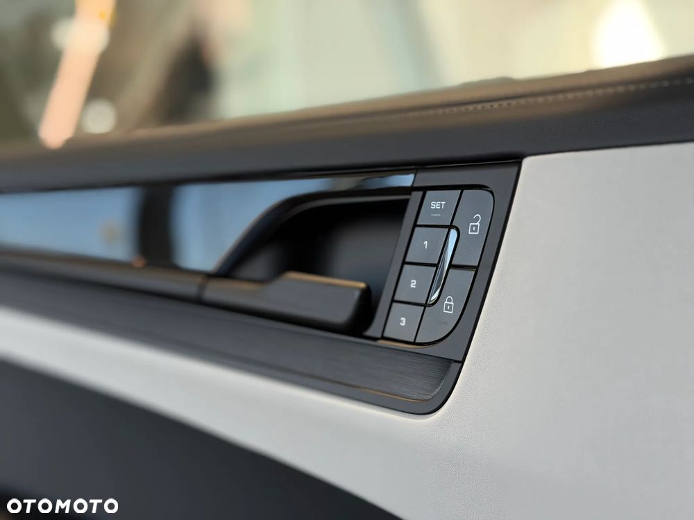 Porsche Cayenne E-Hybrid PHEV Black Edition - 21