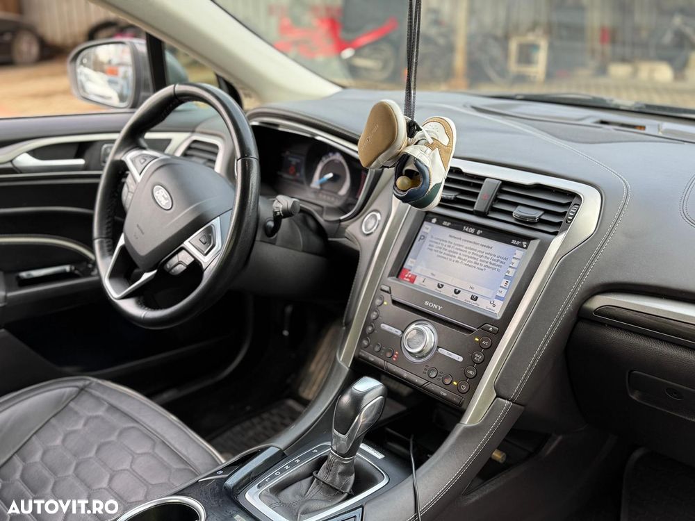 Ford Mondeo 2.0 HEV Vignale - 14