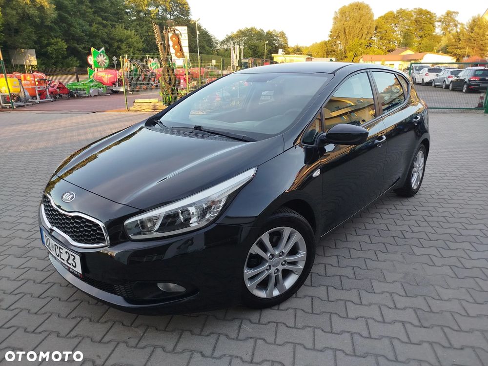 Kia Ceed 1.4 CVVT Attract - 2