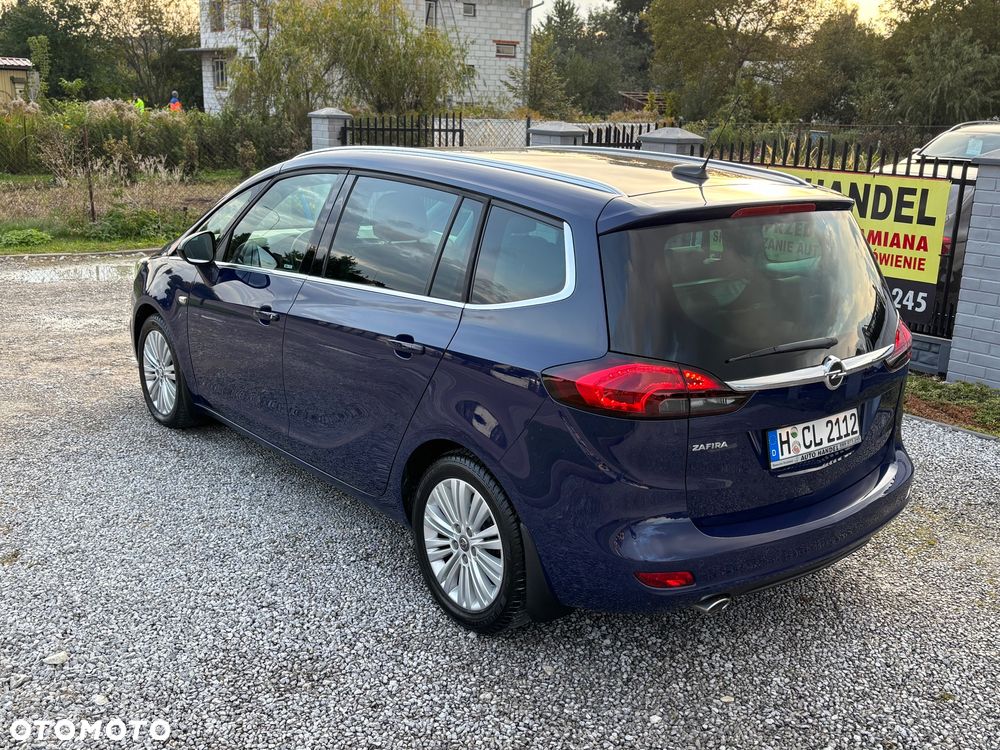 Opel Zafira - 25