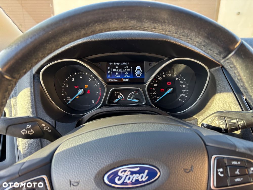 Ford Focus 1.6 Trend PowerShift - 10