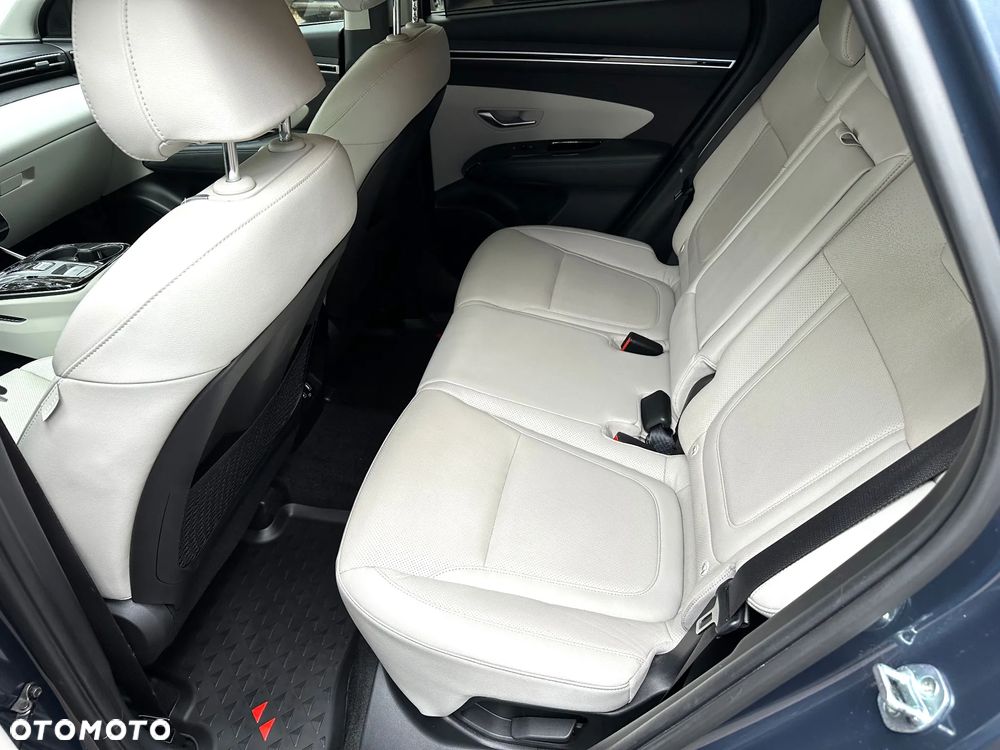 Hyundai Tucson 1.6 T-GDi 48V Platinum 4WD DCT - 28