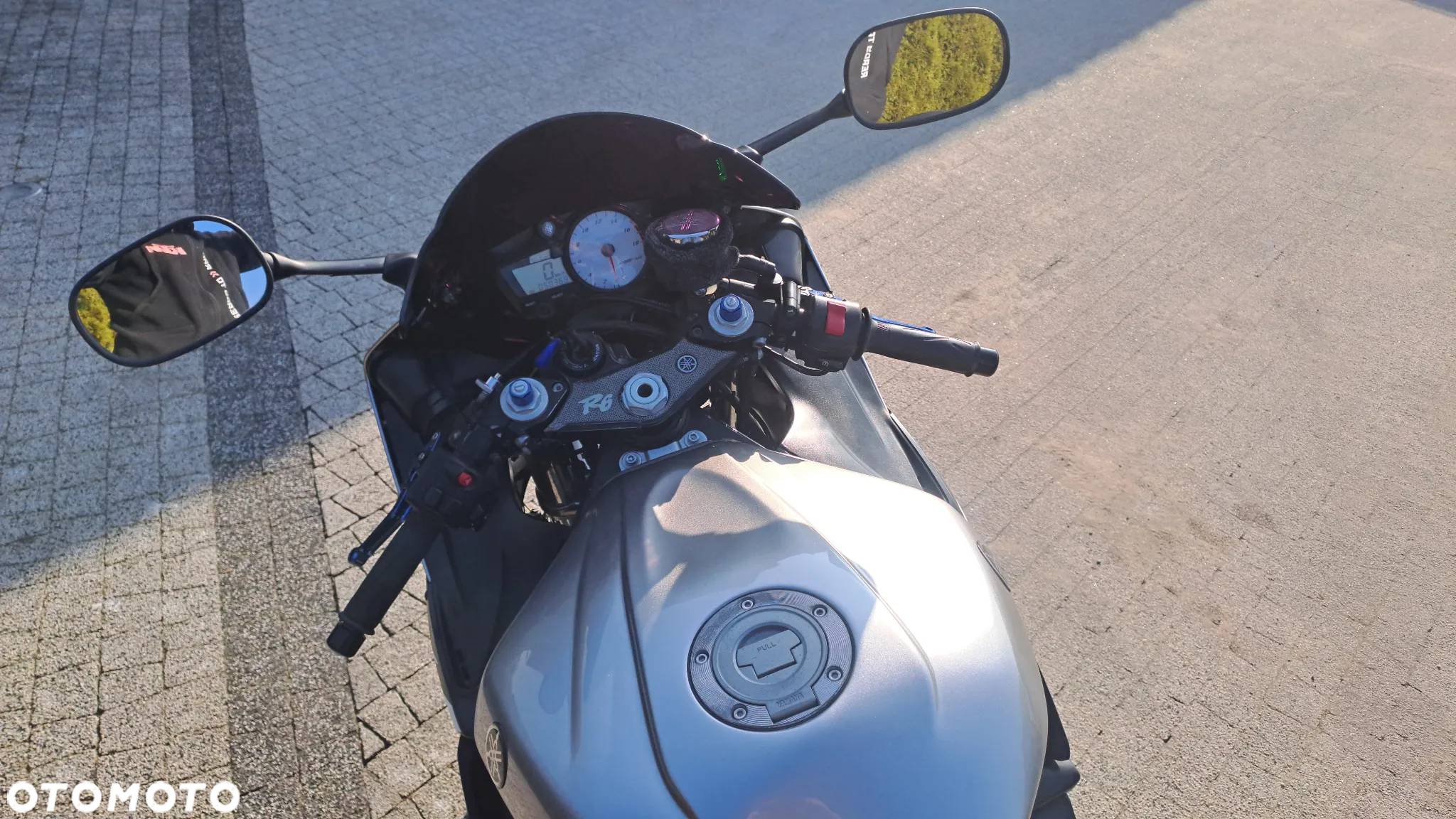 Yamaha R6 - 23