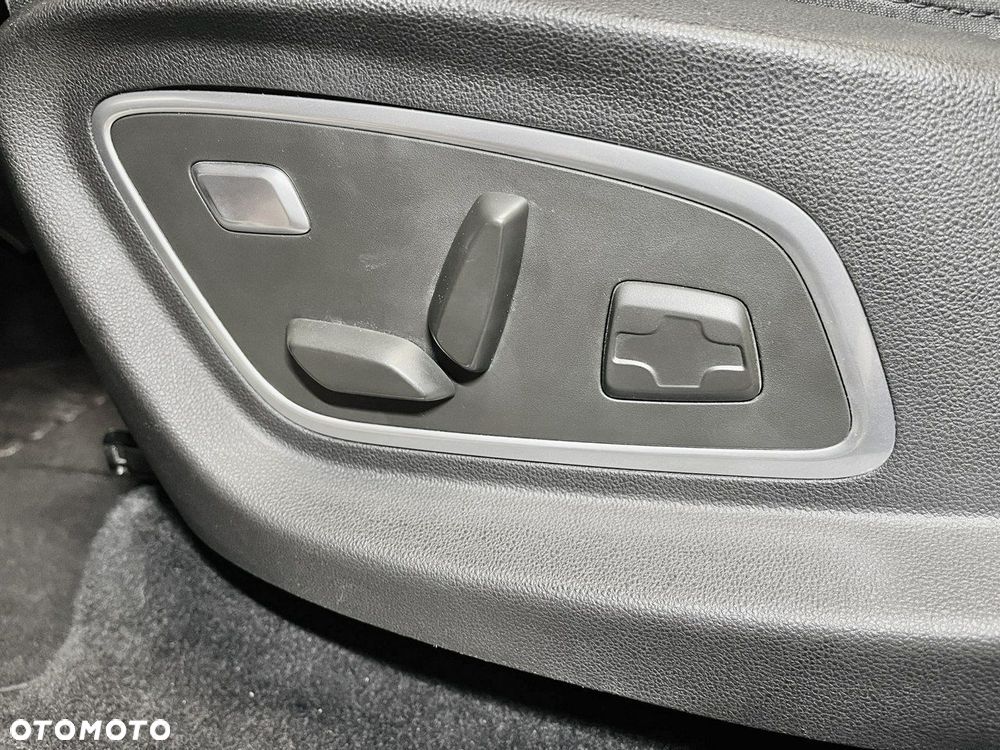 Renault Grand Scenic ENERGY dCi 160 EDC INITIALE PARIS - 16