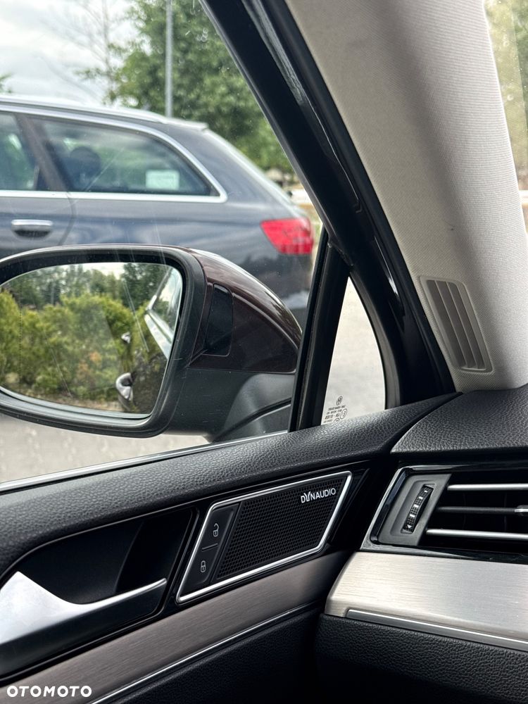 Volkswagen Passat - 23