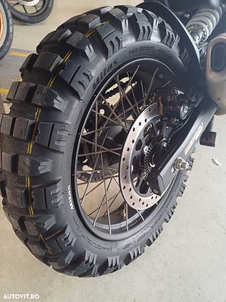 Royal Enfield Himalayan - 4