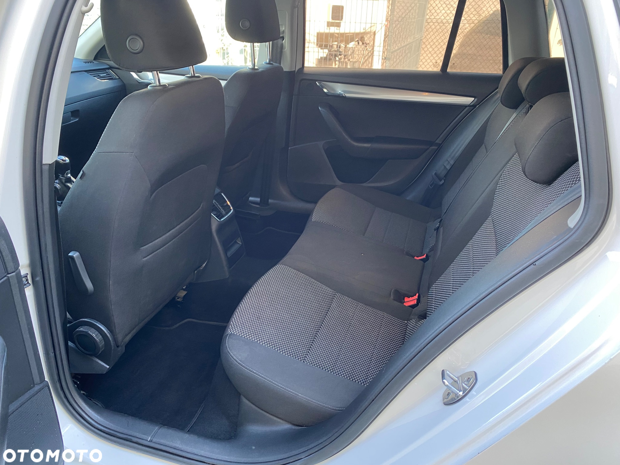 Skoda Octavia 1.6 TDI Edition - 11