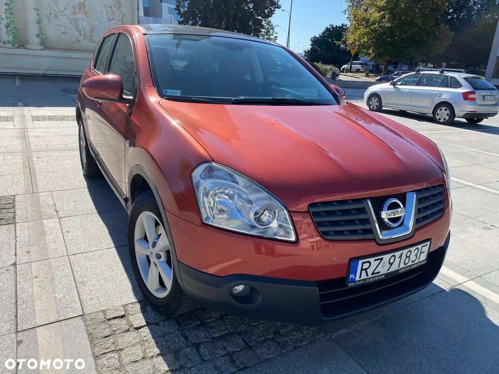 Nissan Qashqai - 1