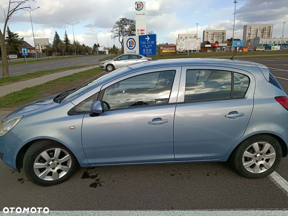 Opel Corsa 1.2 16V Enjoy - 8