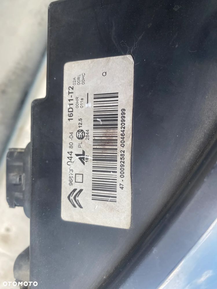 lampa citroen c4 II d4 prawa eu cała - 4