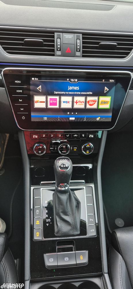 Skoda Superb 2.0 TSI 4x4 L&K DSG - 9