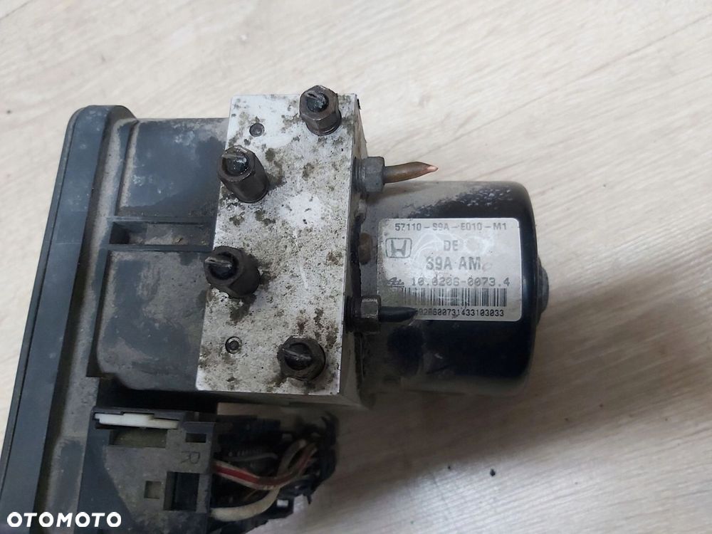 Honda CR-V II RD sterownik pompa ABS 57110-S9A-E010-M1 - 2