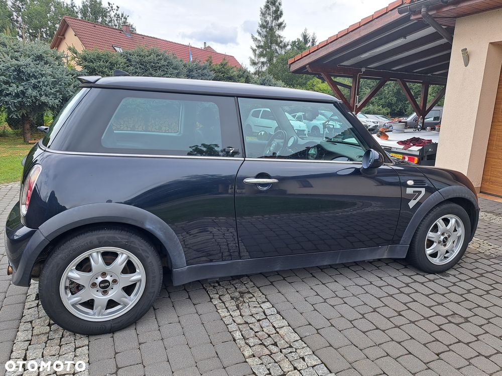 MINI ONE Seven - 4
