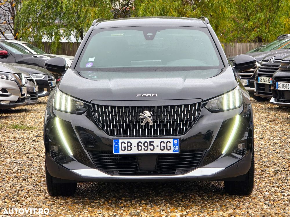 Peugeot 2008 PureTech 155 EAT8 GT - 2