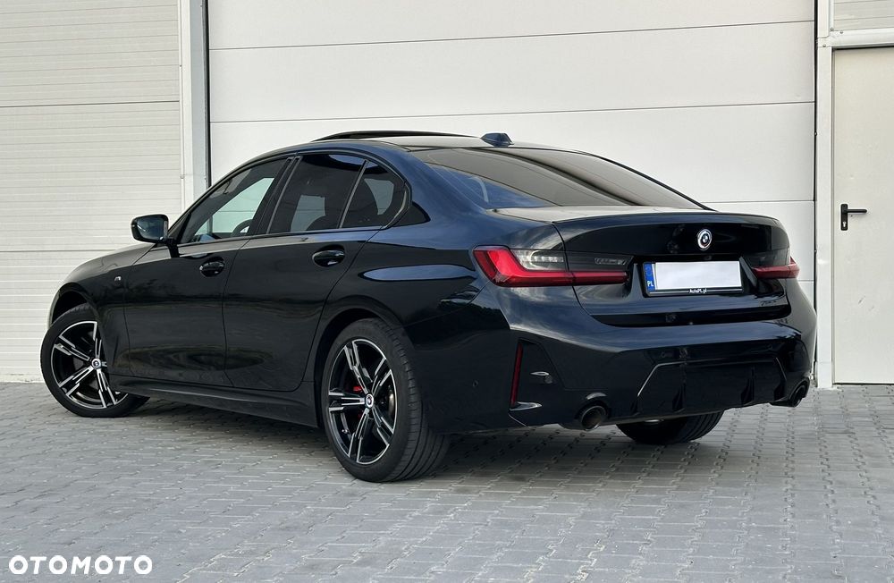 BMW Seria 3 318i M Sport - 4