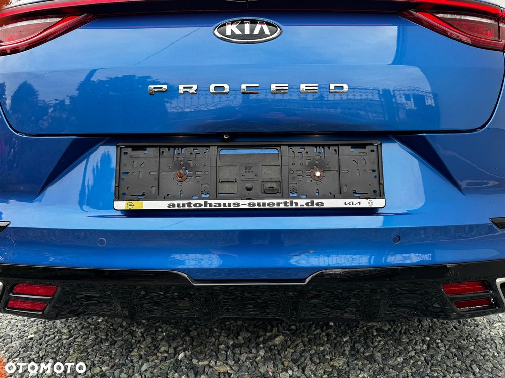 Kia ProCeed 1.6 T-GDI GT DCT - 22