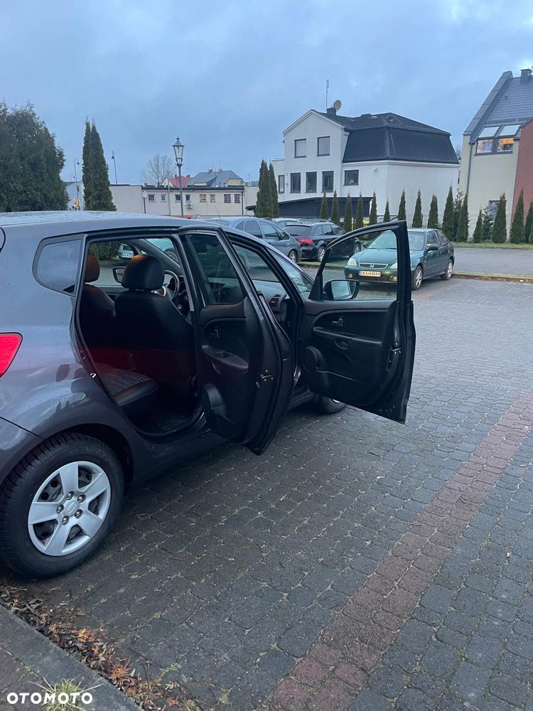 Kia Venga 1.6 Smart - 13