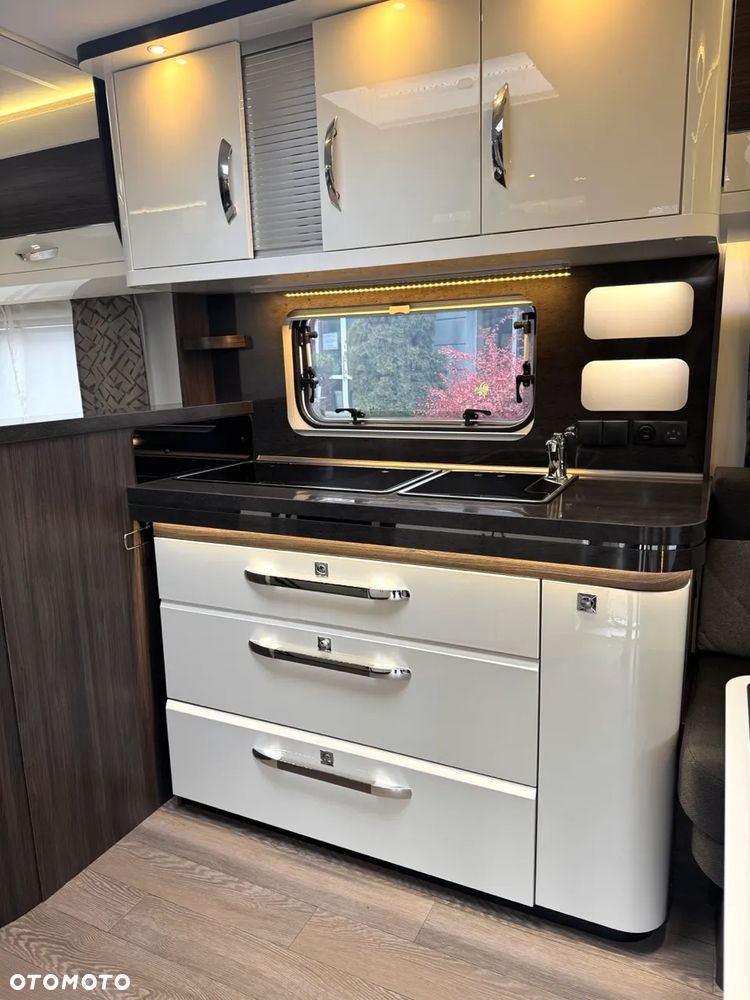 Hobby 720 KWFu Prestige - 15