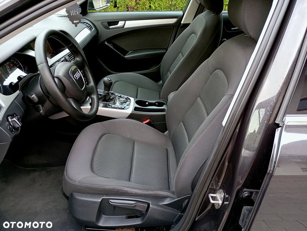 Audi A4 Avant 2.0 TDI 116g DPF Attraction - 13