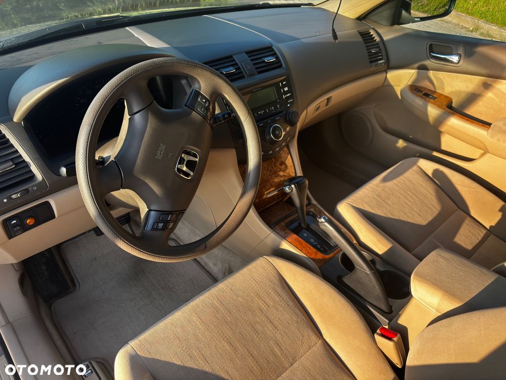Honda Accord 2.4 LX - 5