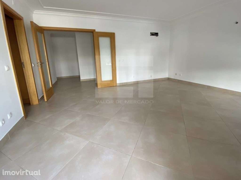 APARTAMENTO T2 PARA VENDA - LOULÉ - FARO - Grande imagem: 4/18