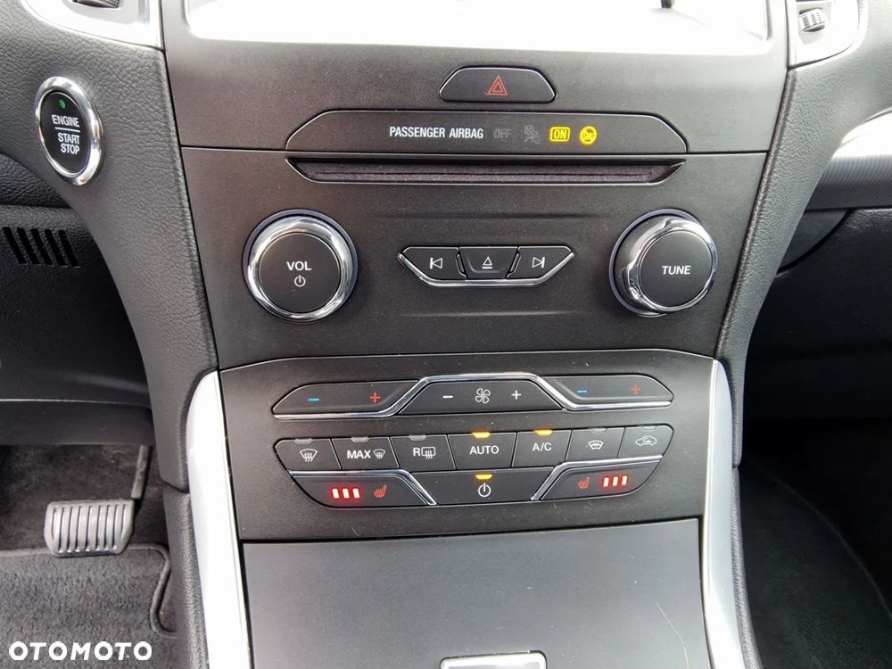 Ford S-Max 2.0 EcoBlue Titanium - 29
