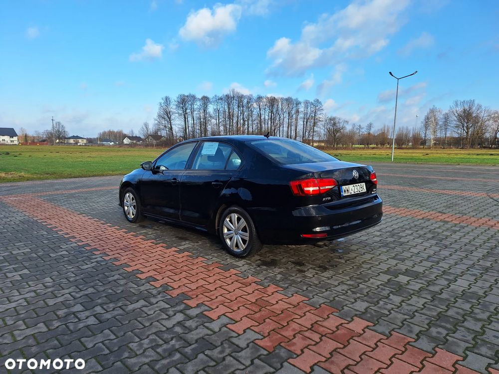 Volkswagen Jetta 2.0 TDI DPF BMT Trendline - 5