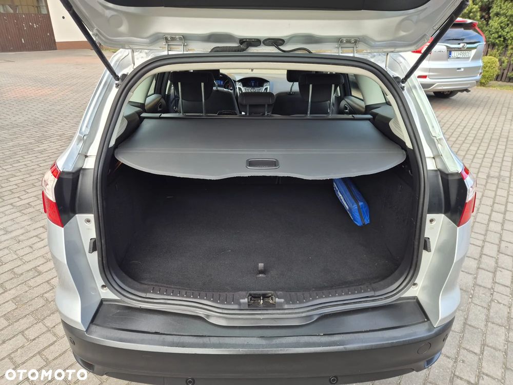 Ford Focus 1.6 TDCi DPF Champions Edition - 17