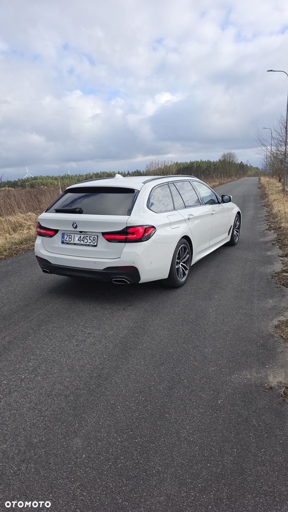 BMW Seria 5 520d xDrive mHEV M Sport sport - 10