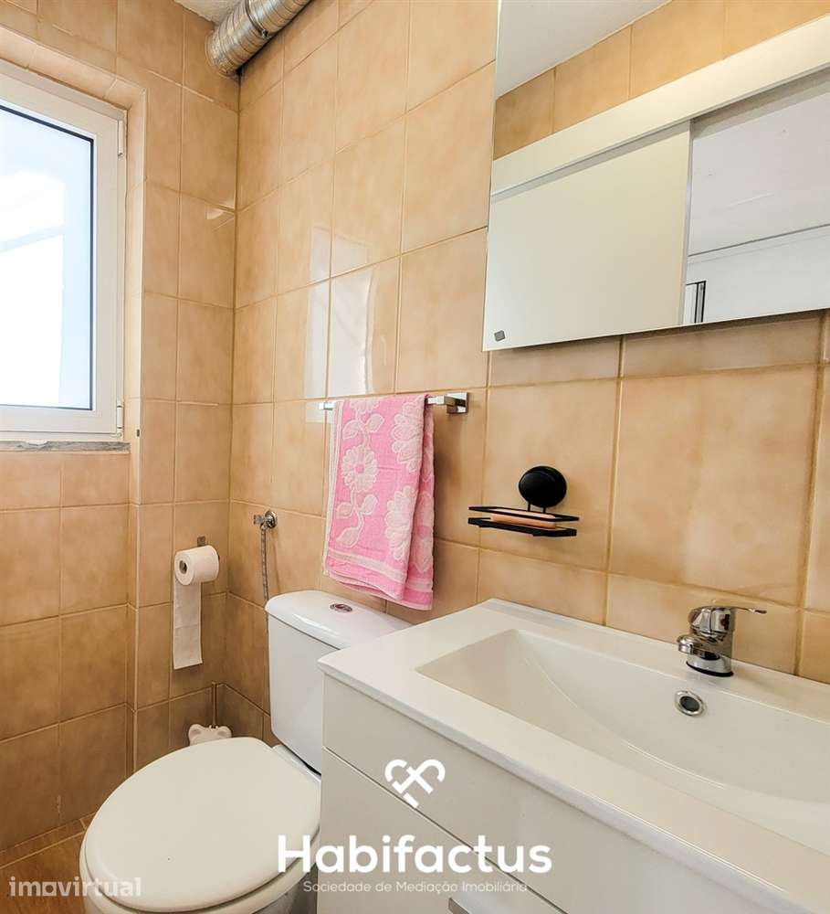 Imóvel com afetação de garagem transformado em apartamento T1 para ven - Grande imagem: 5/9