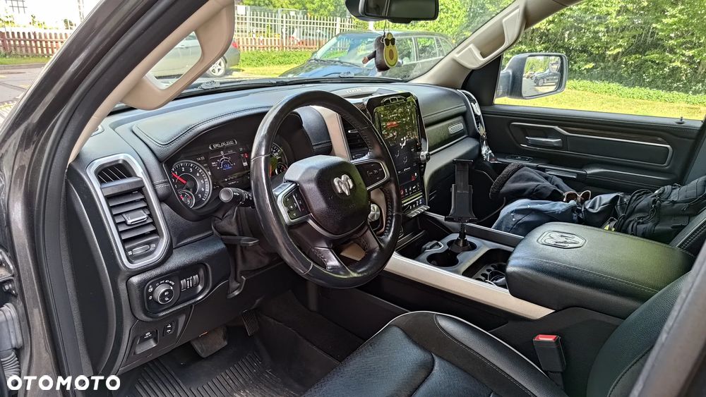 RAM 1500 Crew Cab Laramie - 12