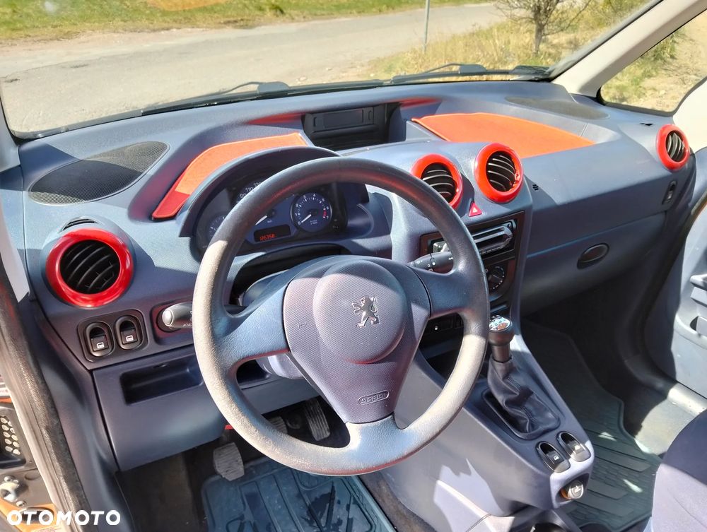 Peugeot 1007 1.4 Trendy - 7