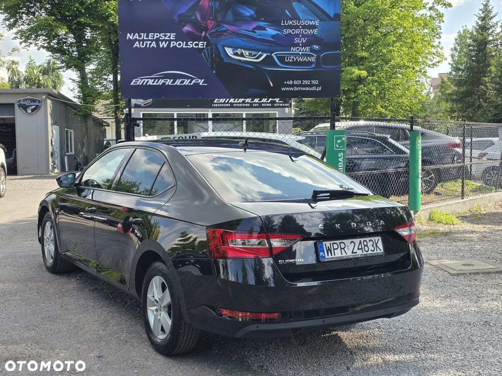 Skoda Superb 2.0 TDI SCR Style - 9