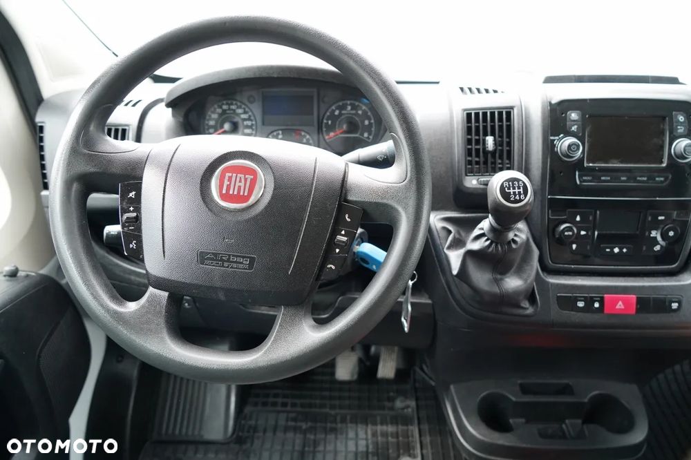 Fiat DUCATO 2.3 180 / BLASZAK / FURGON / 3 MIEJSCA / EURO 6 - 28