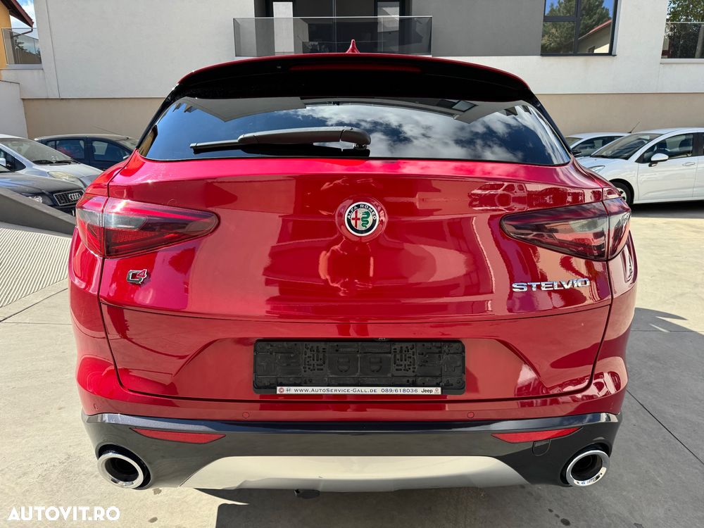 Alfa Romeo Stelvio 2.0 Turbo AWD AT8 Estrema - 7