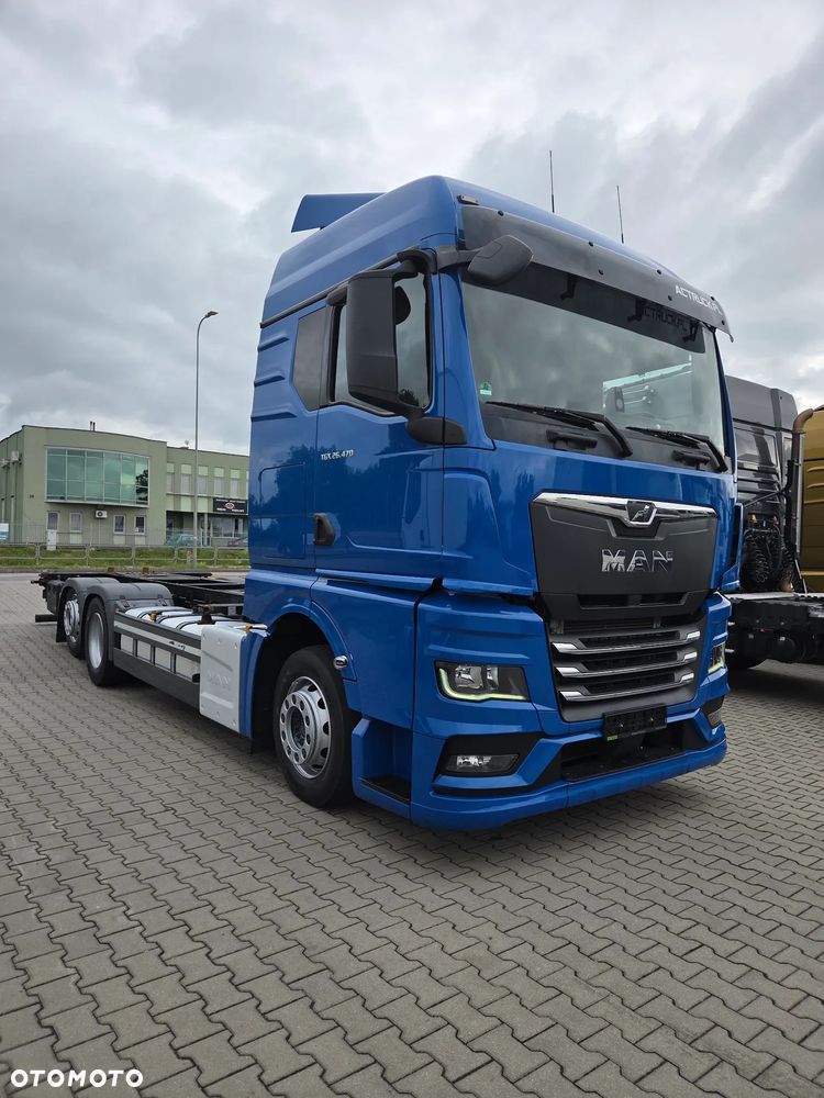 MAN 26.470 TGX BDF KONTENER - 14