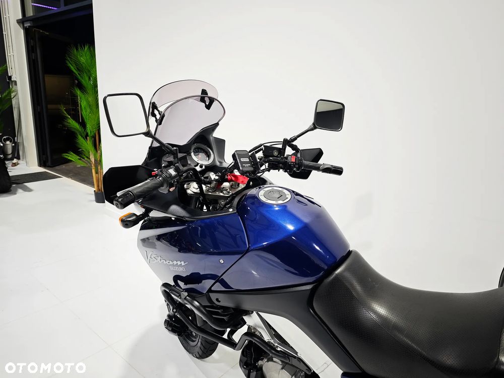 Suzuki V-STROM - 17